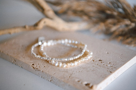 Bracelet doubles perles blanches et argent