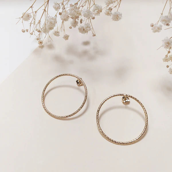 Boucles d'oreilles créoles fermées