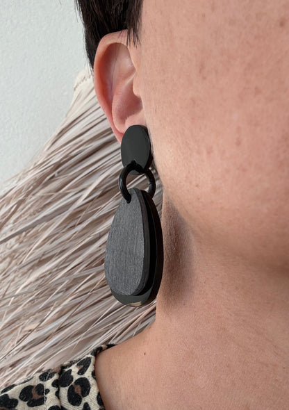 Boucles noires très légères